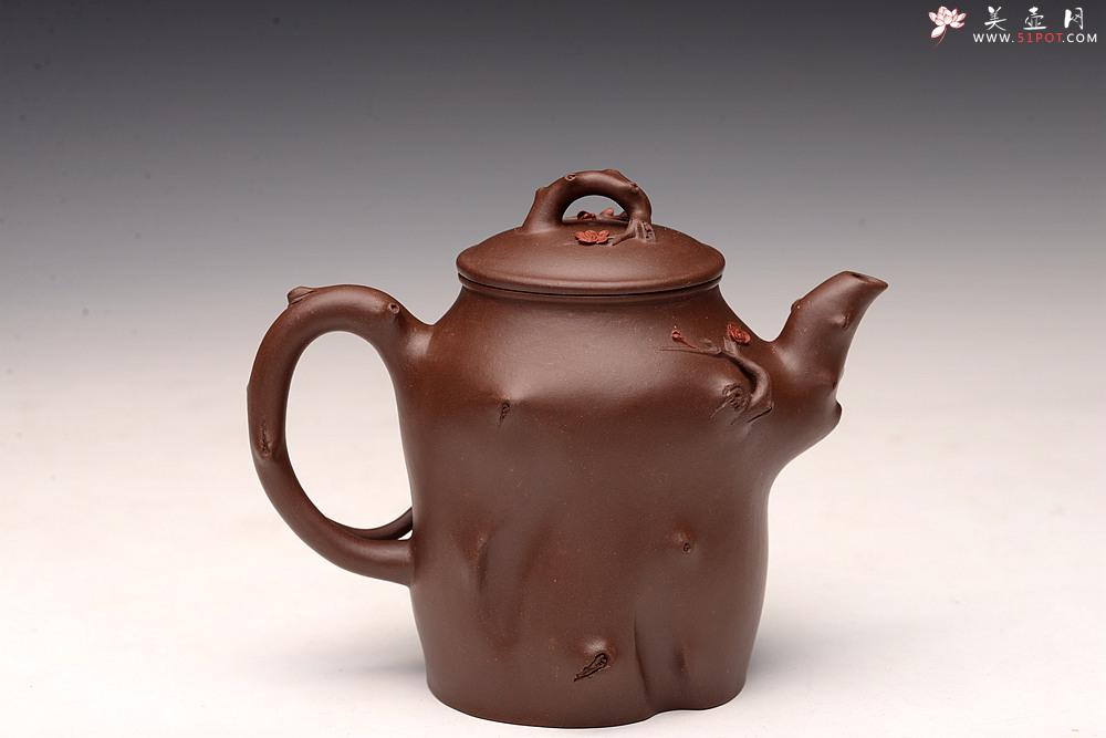 紫砂壶图片： 苍劲之意 古拙之风 单志萍松梅对桩 经典花货题材 - 美壶网