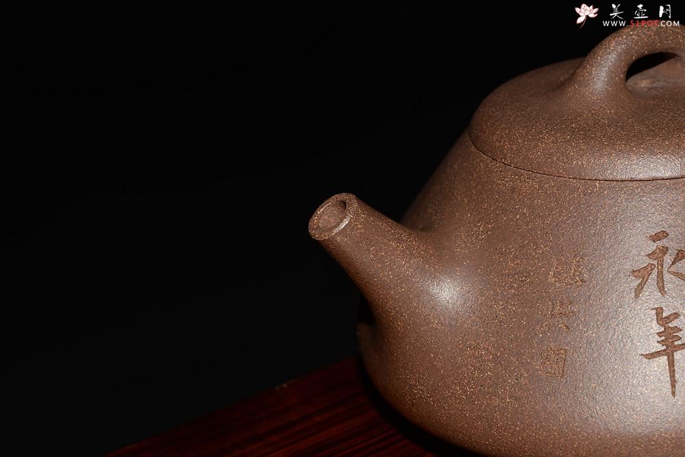 紫砂壶图片：陶兴双刀不肥而坚是以永年 周斌全手曼生石瓢 古朴文气 高温青灰泥 - 美壶网