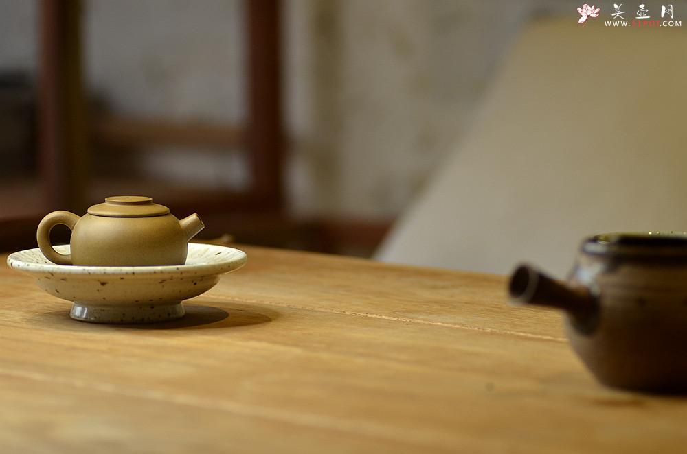 紫砂壶图片：美壶特惠 茶人最爱 古朴小品 实用小巨轮~紫泥 段泥一对 - 美壶网