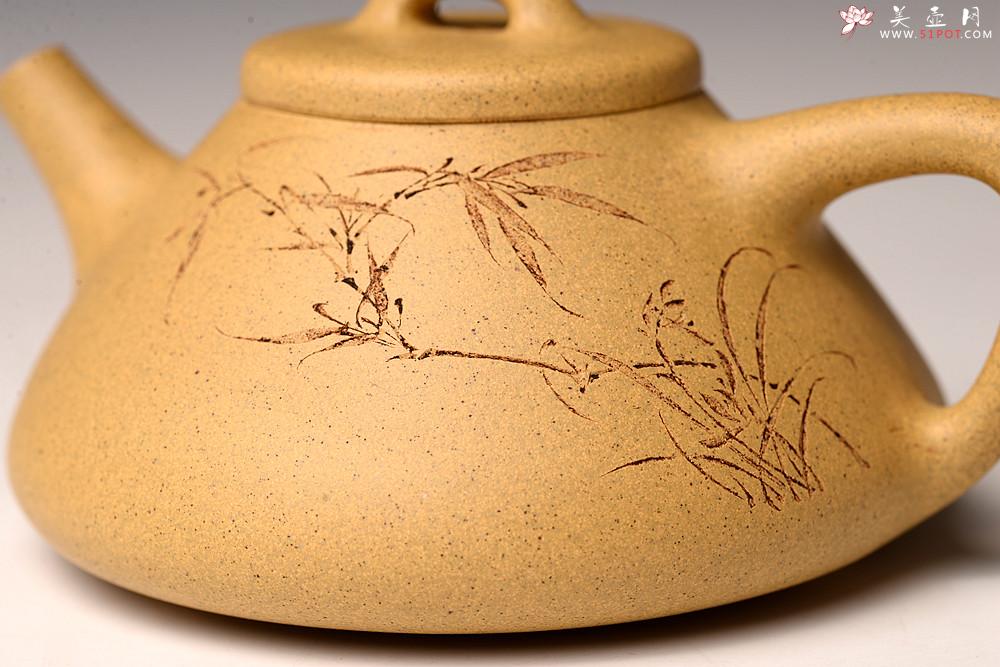 紫砂壶图片：和石夫人孙杨杨全手作品 骨肉均挺 全手子冶石瓢 和石文气装饰 - 美壶网