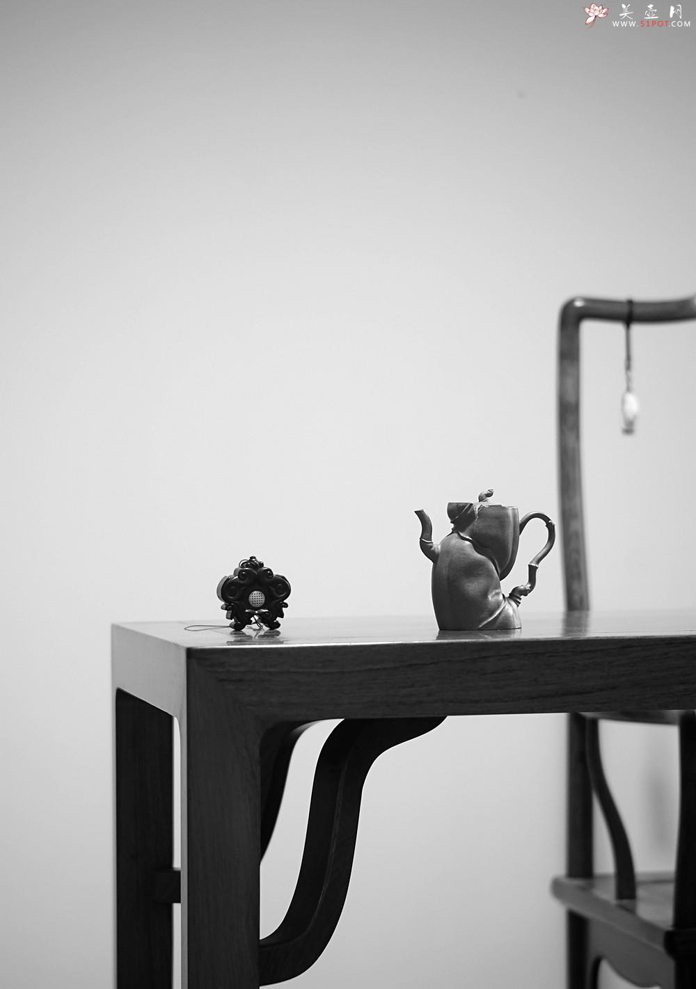 紫砂壶图片:林秀明丙申夏全手原创 摹竹韵寓隐逸之风 隐逸二式 养怡之福可得永年 - 美壶网