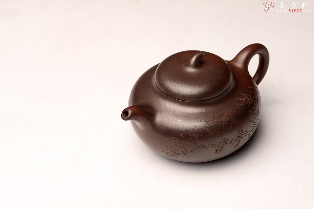 紫砂壶图片：沈秋伟经典作品 气窑窑变 高路精刻 传统全手工 线条舒畅 果元 - 美壶网