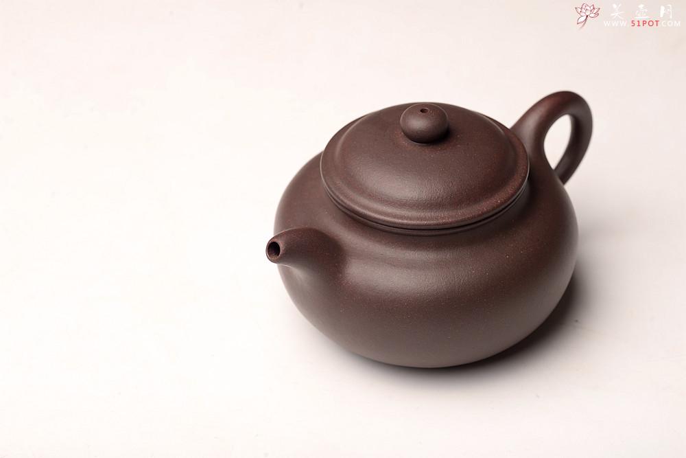 紫砂壶图片：传统器形 大口实用 精品紫茄泥 全手扁莲子 - 美壶网