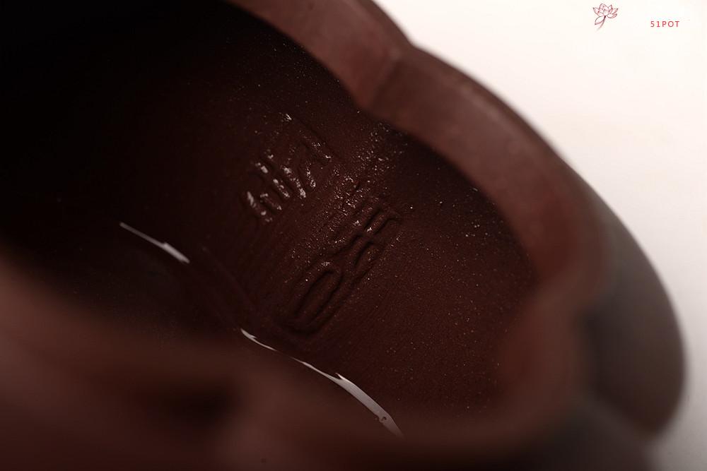 紫砂壶图片：酒虎丙申秋全手新作  梅花周盘 摹古之作 颇具难度 精工 仅此一件 - 美壶网