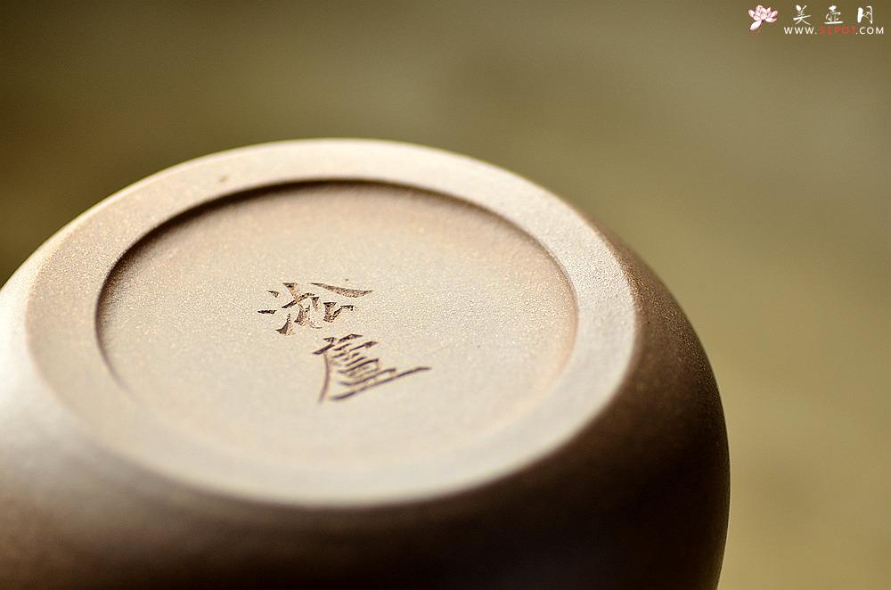 紫砂壶图片：淞庐原创作品 古朴摹明韵 永乐提梁 夏日炎炎提壶约茶~ - 美壶网