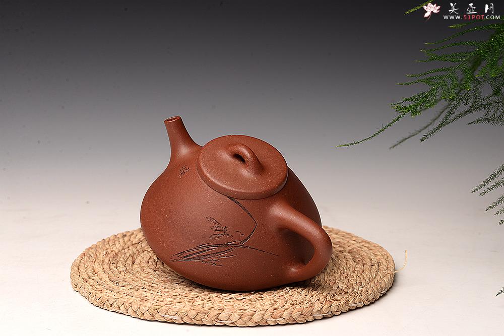 紫砂壶图片：优质降坡泥 周路健全手近作  陆轶舟刻绘 冬日实用子冶石瓢 - 美壶网