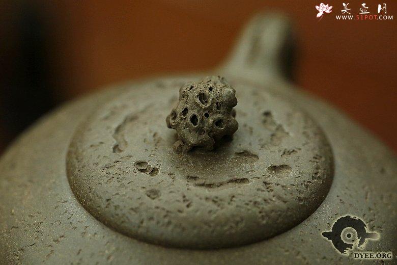 紫砂壶图片：金蟾龚春欣赏 - 美壶网