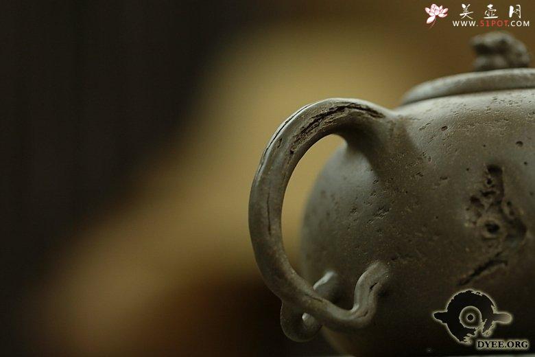 紫砂壶图片：金蟾龚春欣赏 - 美壶网