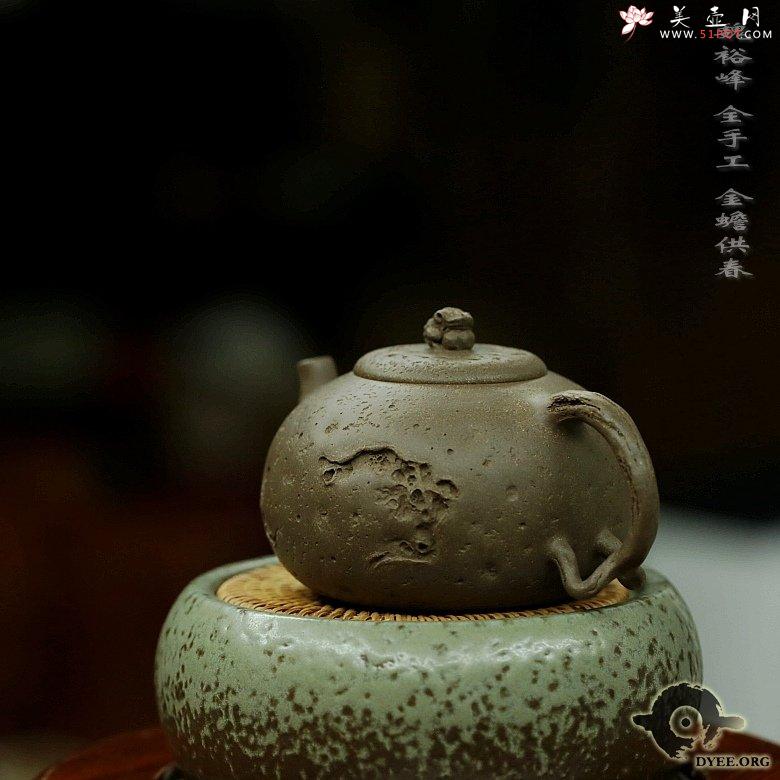 紫砂壶图片：金蟾龚春欣赏 - 美壶网