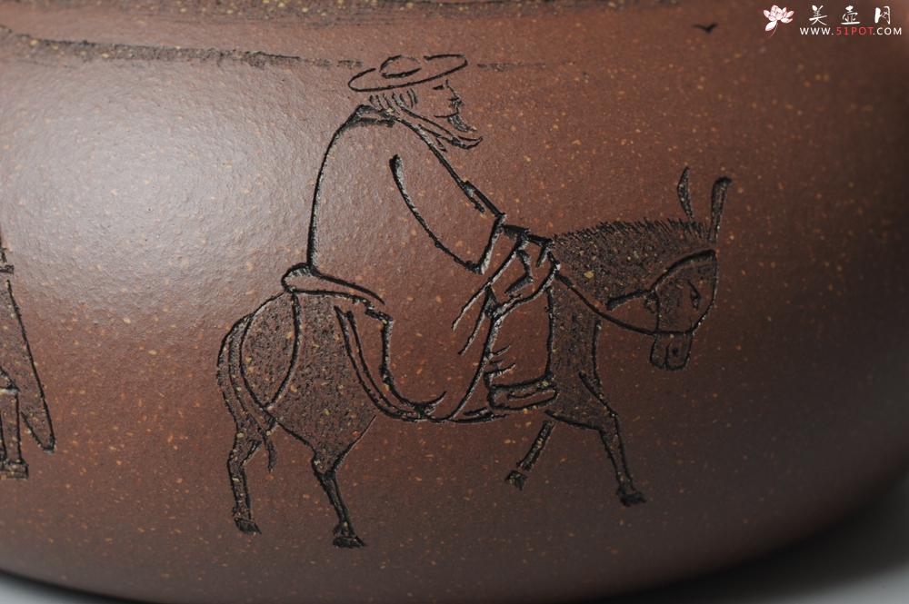 紫砂壶图片：文气装饰 饱满敦厚 扁腹 - 美壶网