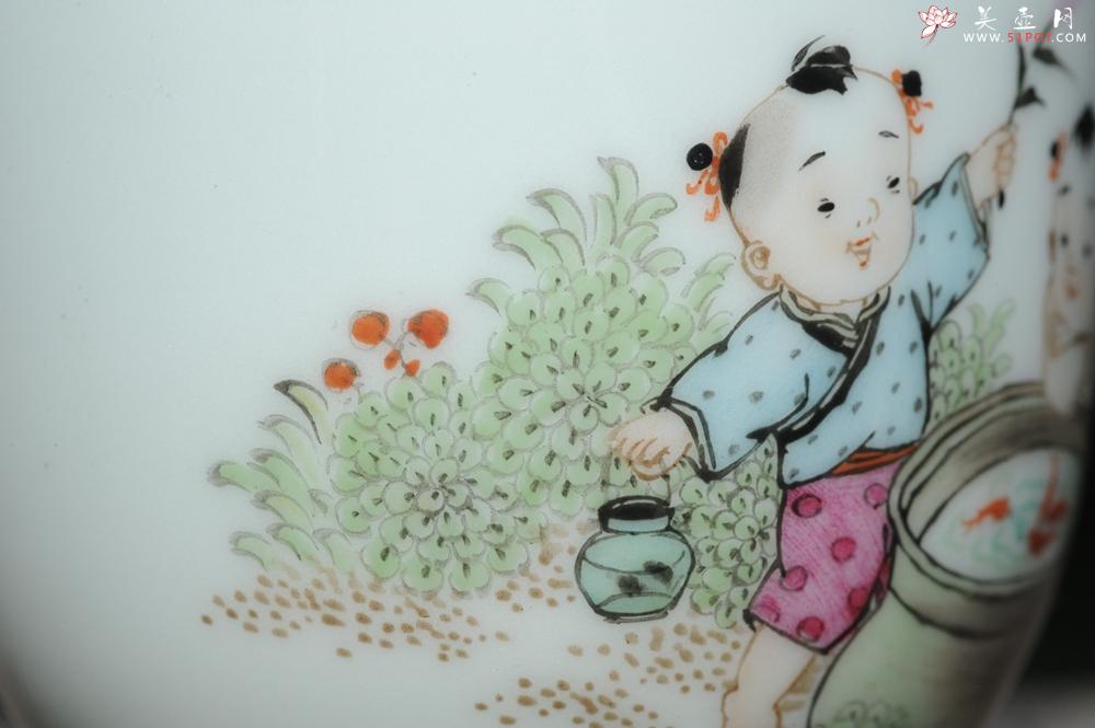 紫砂壶图片：双童子赏鱼 景德镇主人杯 - 美壶网
