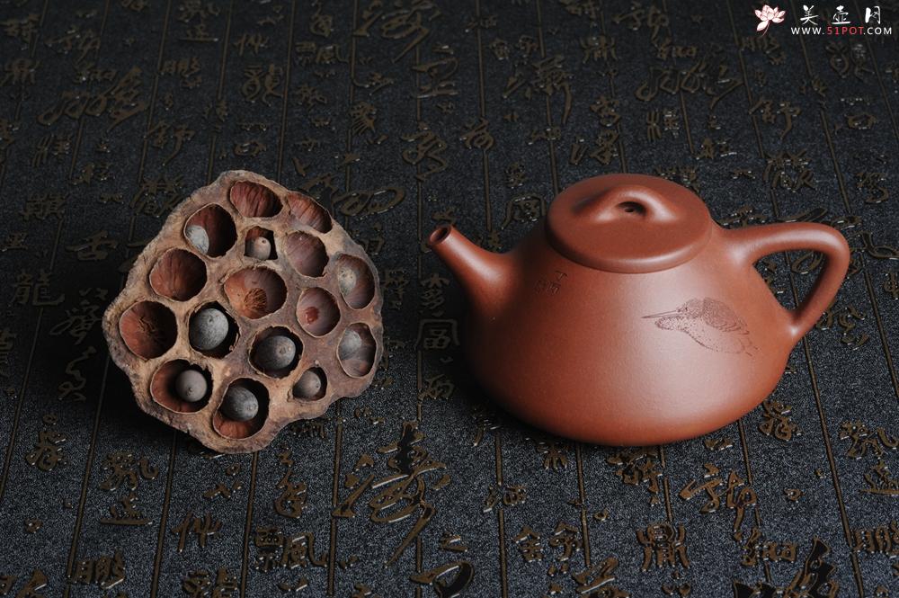 紫砂壶图片：骨肉匀挺 毛国强徒弟陆轶舟文气装饰 全手工子冶石瓢 - 美壶网