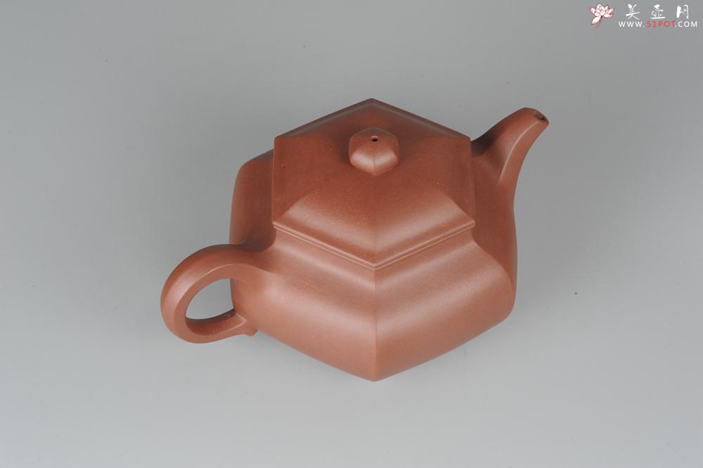 紫砂壶图片：气势磅礴 线面挺括平正 全手工六方仿古壶 - 美壶网