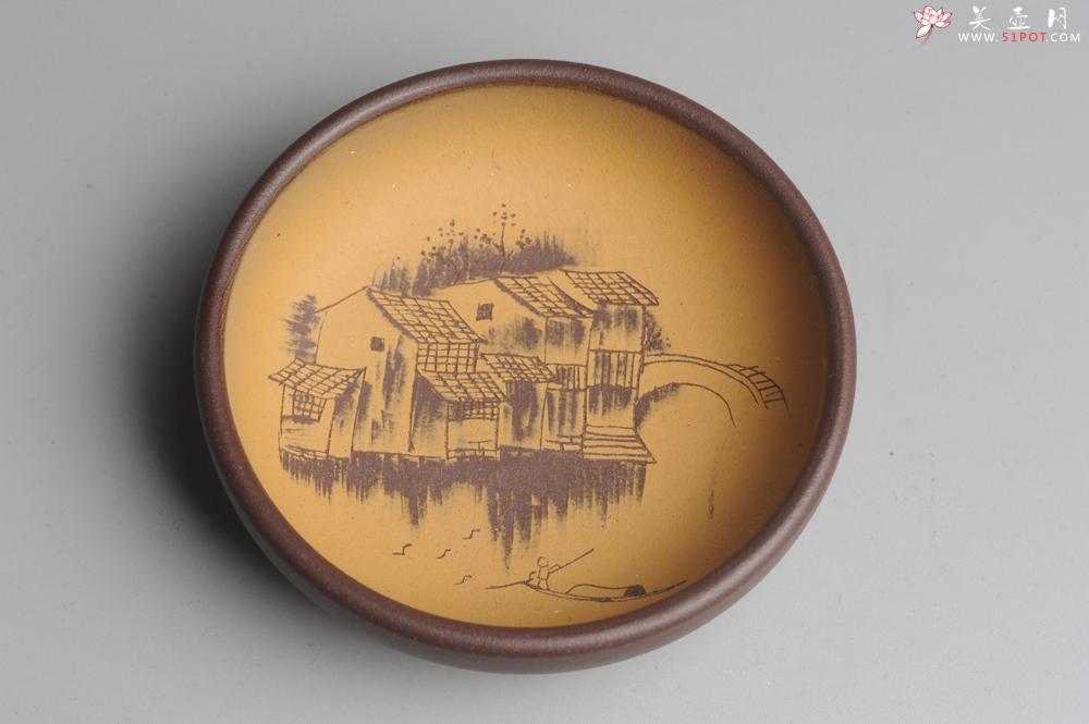 紫砂壶图片：美杯特惠 精品山水杯款式二 紫泥粉段泥 各不同^_^好玩 直径8.7cm - 美壶网