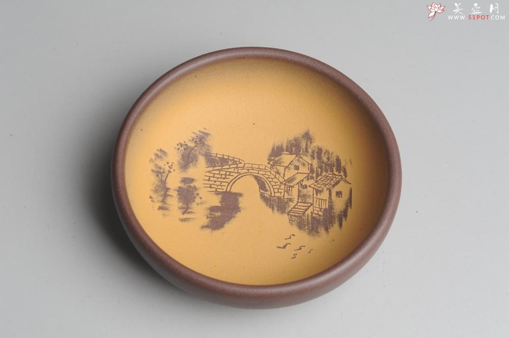 紫砂壶图片：美杯特惠 精品山水杯款式二 紫泥粉段泥 各不同^_^好玩 直径8.7cm - 美壶网