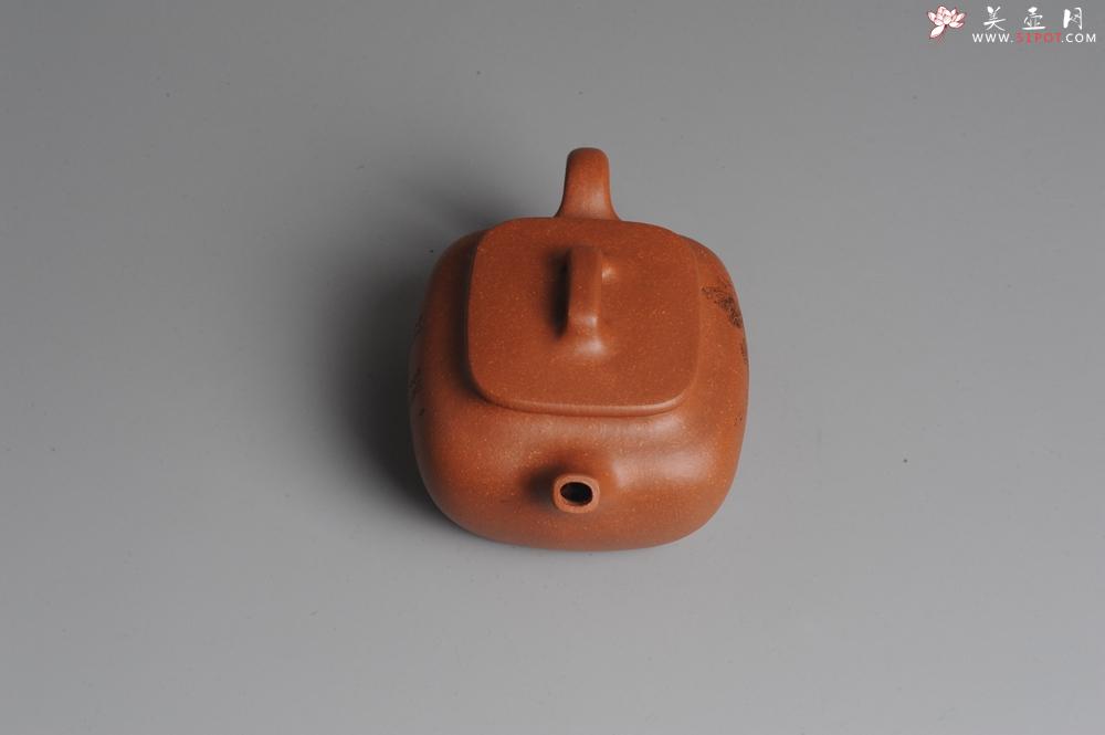 紫砂壶图片：美壶回馈 特惠小四方 一捺底 装饰文气 油润的降坡泥 - 美壶网