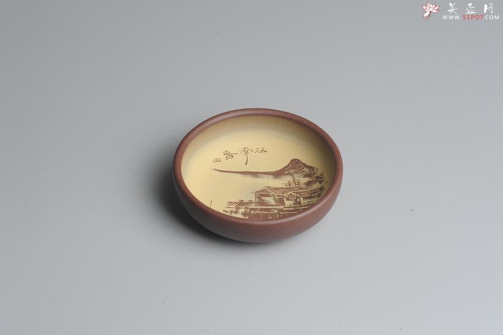 紫砂壶图片：美杯特惠 精品山水杯 醉江南 紫泥粉段泥 各不同^_^好玩 直径8.7cm - 美壶网