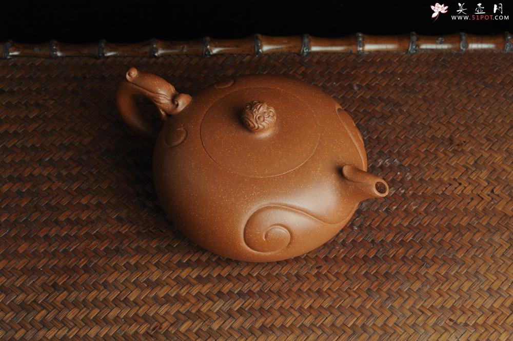 紫砂壶图片：美壶特惠 优质降坡泥龙凤呈祥 寓意吉祥 嵌盖难度大 - 美壶网