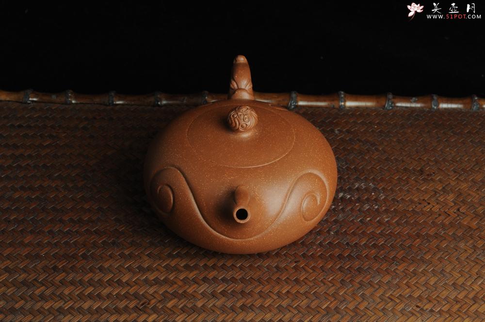 紫砂壶图片：美壶特惠 优质降坡泥龙凤呈祥 寓意吉祥 嵌盖难度大 - 美壶网