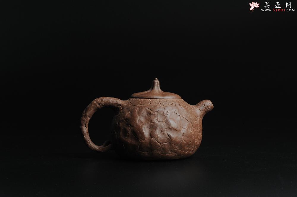 紫砂壶图片：全手工一手壶 瓜蒂龚春壶 小巧可爱 - 美壶网