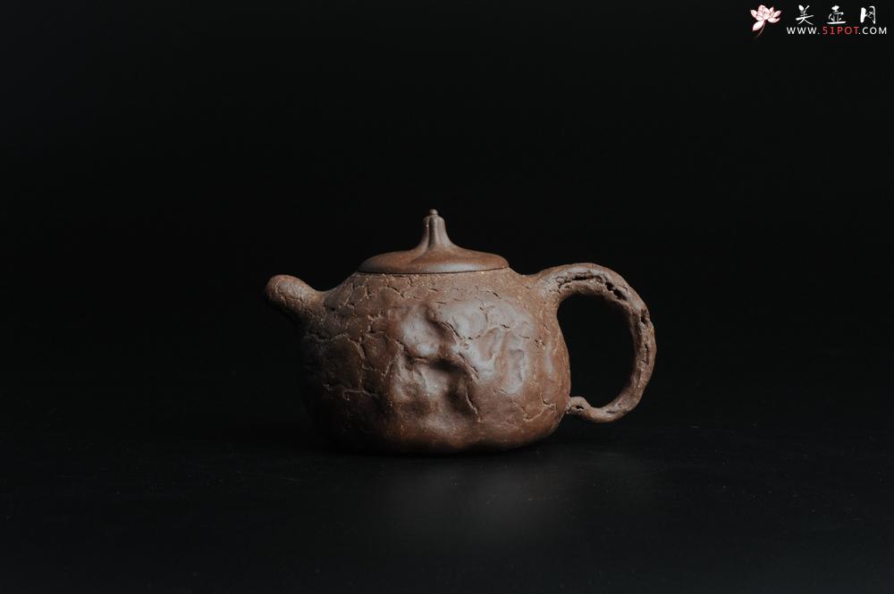 紫砂壶图片：全手工一手壶 瓜蒂龚春壶 小巧可爱 - 美壶网