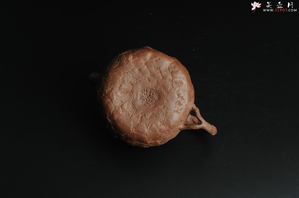 紫砂壶图片：全手工一手壶 瓜蒂龚春壶 小巧可爱 - 美壶网