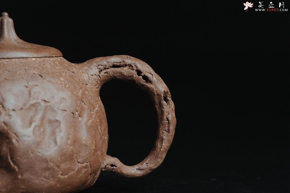 紫砂壶图片：全手工一手壶 瓜蒂龚春壶 小巧可爱 - 美壶网