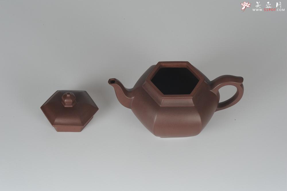 紫砂壶图片:气势磅礴 线面挺括 全手工精工老紫泥六方笑樱壶 - 美壶网