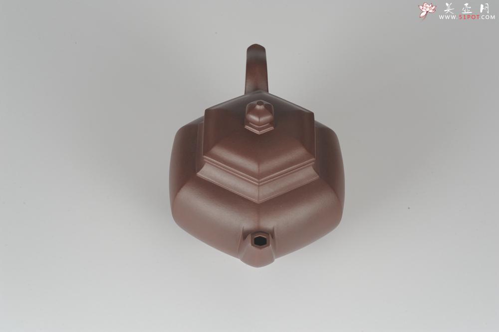 紫砂壶图片:气势磅礴 线面挺括 全手工精工老紫泥六方笑樱壶 - 美壶网