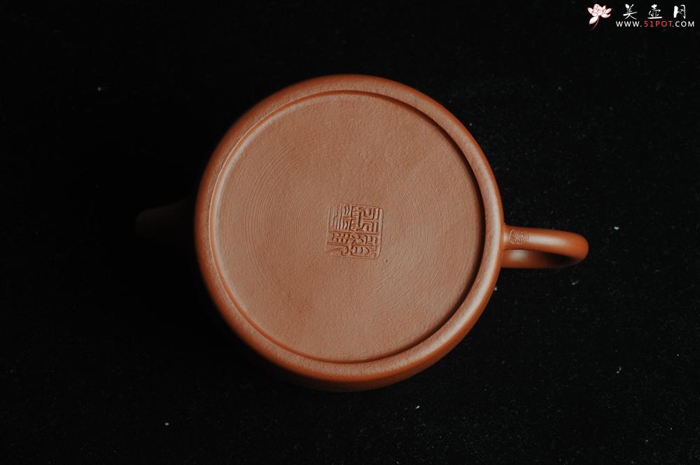 紫砂壶图片：正宗小煤窑朱泥 全手工大亨德中 隽秀文气 - 美壶网