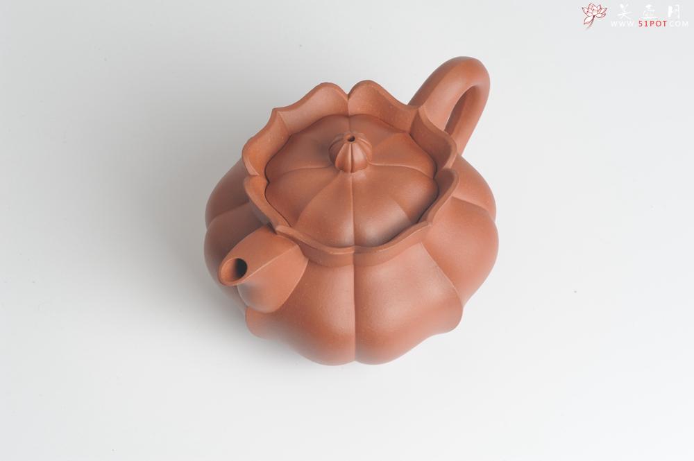 紫砂壶图片：优质清水泥精品莲花僧帽 难度大 线条干净利落 - 美壶网
