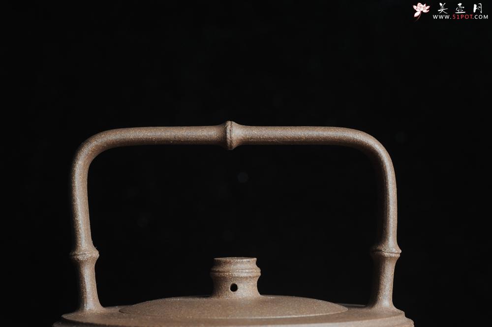 紫砂壶图片：美壶特惠 特好老段泥 精工竹段提梁 挺拔秀雅 - 美壶网