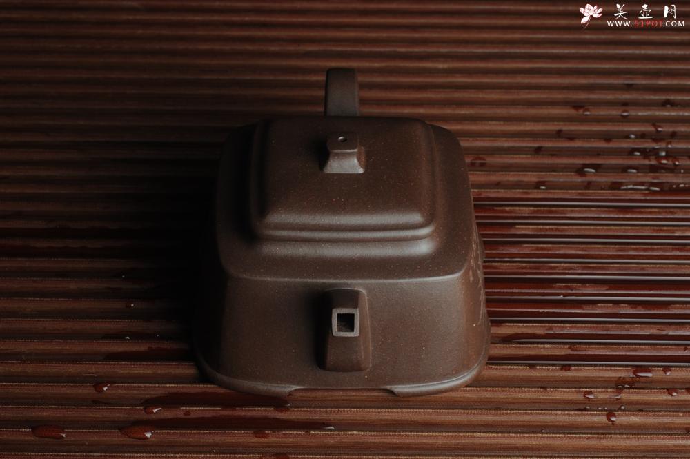 紫砂壶图片：美壶特惠 高手刻竹 全手工四方福明壶 泥料超好 - 美壶网