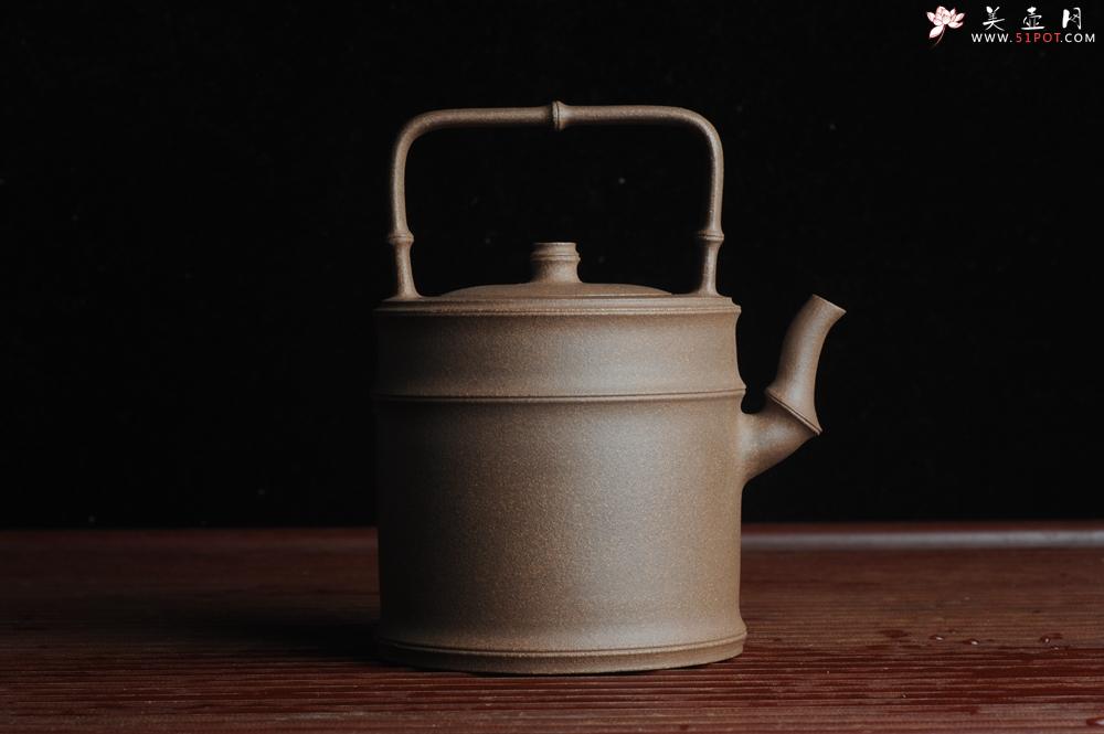 紫砂壶图片：美壶特惠 特好老段泥 精工竹段提梁 挺拔秀雅 - 美壶网