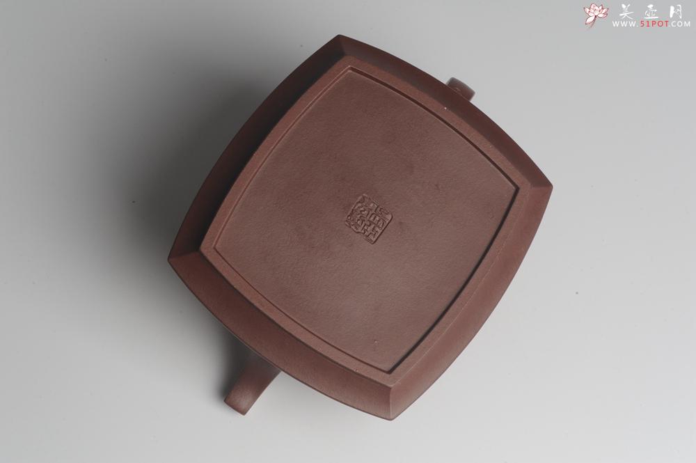 紫砂壶图片：原创精致全手工四方吉玉壶 难度大线条流畅 - 美壶网