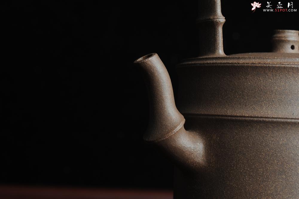 紫砂壶图片：美壶特惠 特好老段泥 精工竹段提梁 挺拔秀雅 - 美壶网