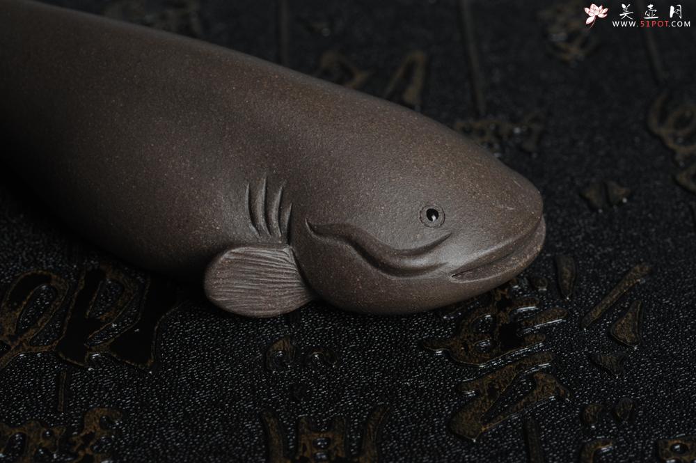 紫砂壶图片：美宠特惠 年年有余鱼  神态细腻 做工灰常精致 手工茶宠 - 美壶网