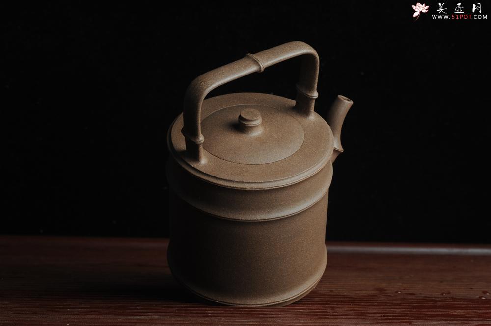 紫砂壶图片：美壶特惠 特好老段泥 精工竹段提梁 挺拔秀雅 - 美壶网