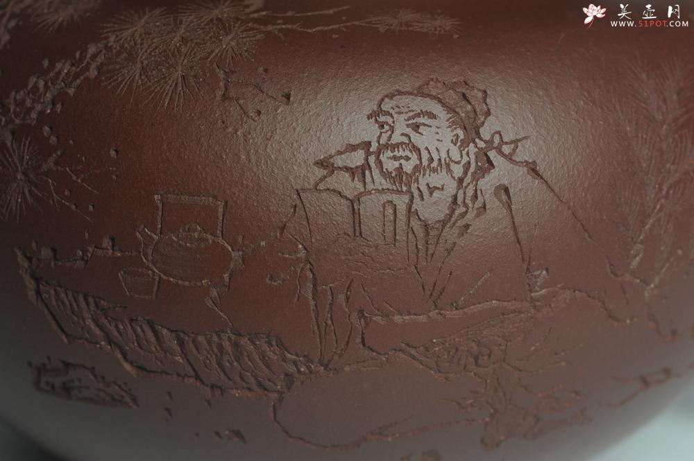 紫砂壶图片：强强联合 实力派杨老师全手工大亨莲子 方健老师即兴装饰 一甄清气半静吟 古韵悠悠 气势非凡 深得老味 - 美壶网