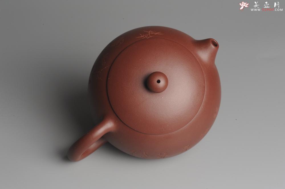 紫砂壶图片:美壶福利特惠 精工西施 抚琴图 琴韵泉声 饱满圆润 - 美壶网