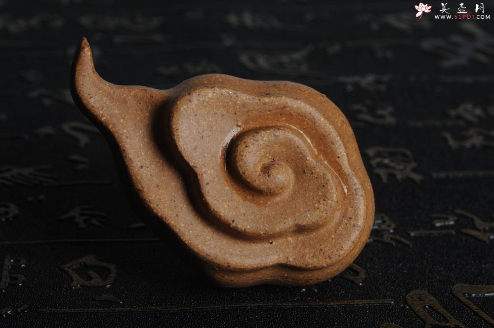 紫砂壶图片：美宠特惠 优质老段泥祥云茶宠 手把件  - 美壶网