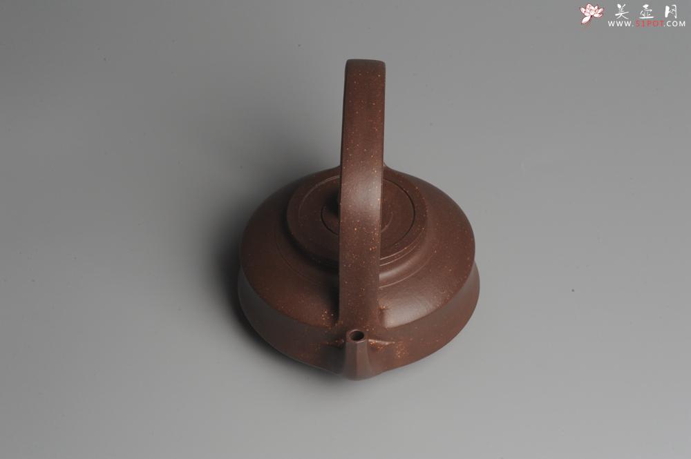 紫砂壶图片：进步明显 扛鼎之作 全美品 难度大刹凹单片折肩拍打成型全手工提壁壶 且玩且珍惜 - 美壶网