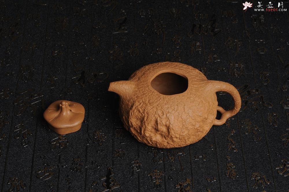 紫砂壶图片：美壶特惠 进步明显优质黄金段全手工龚春 供春 异型盖 难度大 肌理丰富 - 美壶网