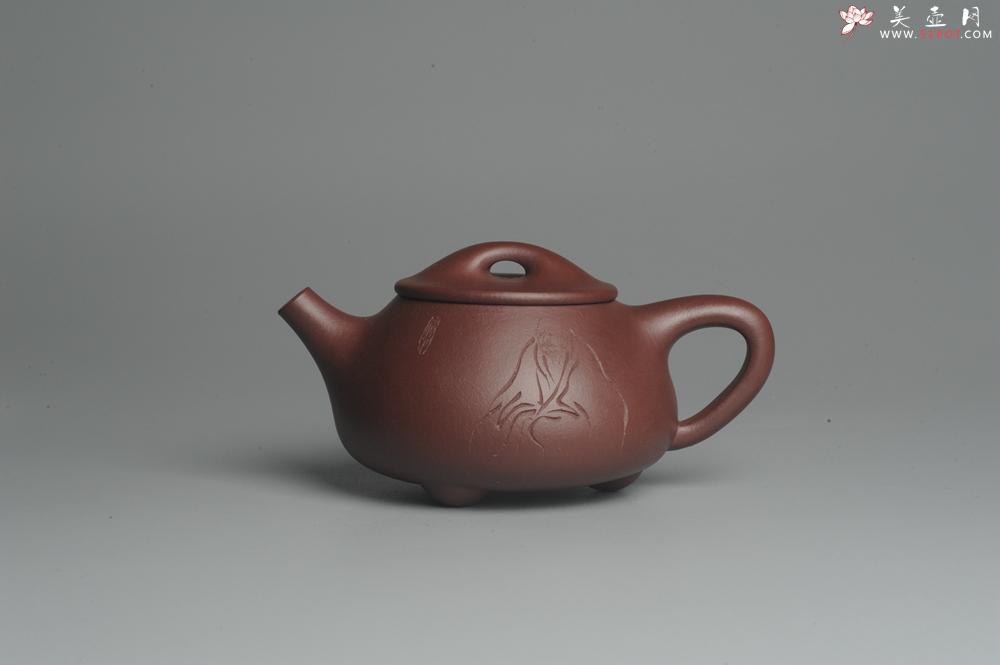 紫砂壶图片：美壶特惠 精致做工经典平盖饮者寿小石瓢 精刻人物 茶人醉爱 - 美壶网