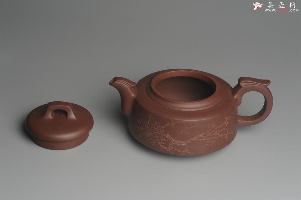 紫砂壶图片：美壶特惠 一厂拼紫泥 精致凤鸣壶 雅刻梅花 暗香浮动 造型别致 - 美壶网