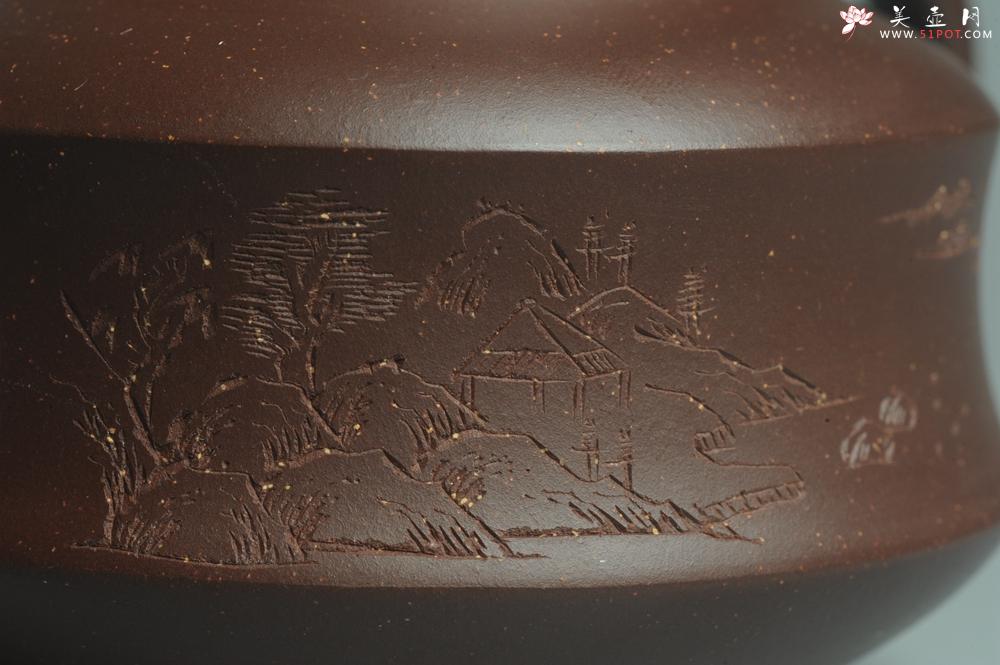 紫砂壶图片：美壶特惠 油润调砂紫泥精致扁石壶 雅刻山水 - 美壶网