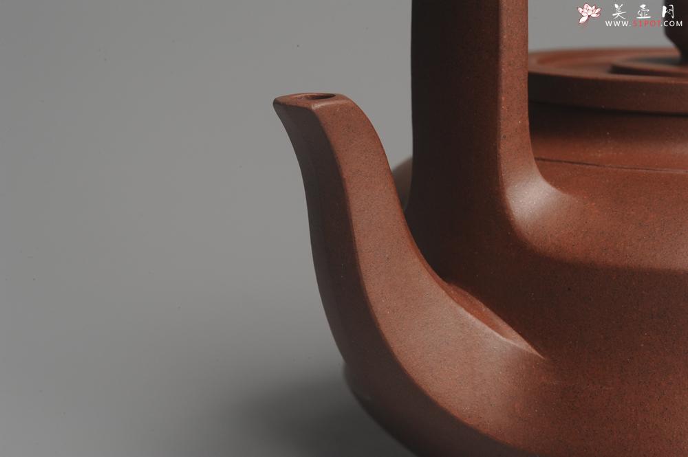 紫砂壶图片：进步明显 扛鼎之作 全美品 难度大刹凹单片折肩拍打成型全手工提壁壶 且玩且珍惜 - 美壶网