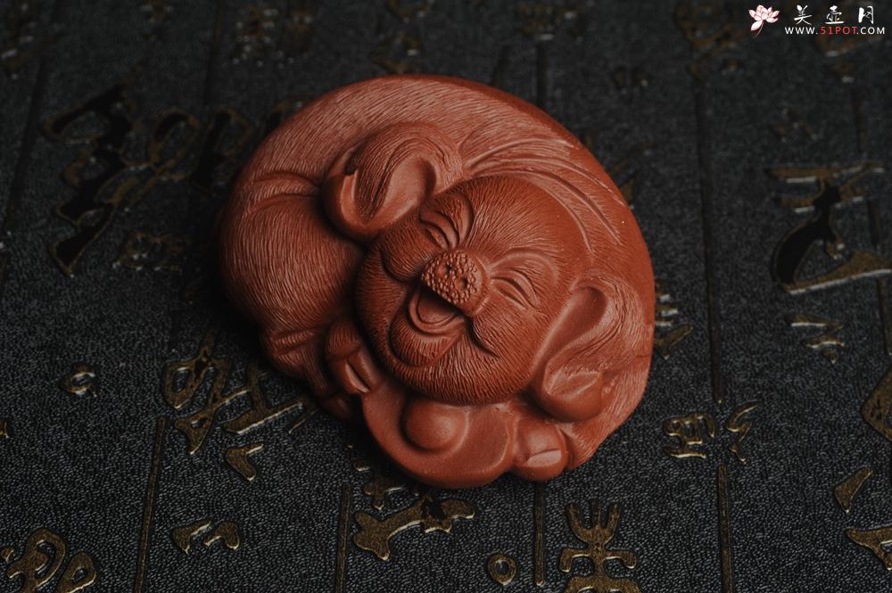 紫砂壶图片：美宠特惠 优质清水泥精致手工茶宠 一团和气招财猪 长7cm宽5cm高3.5cm - 美壶网