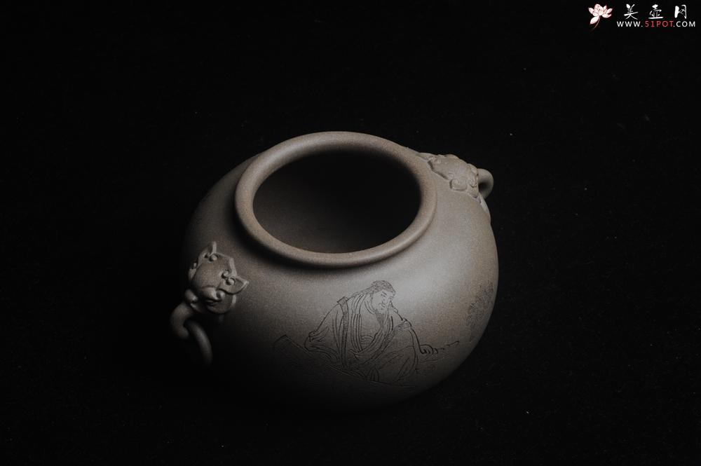 紫砂壶图片：精品特惠 老青段精品瑞兽双耳罐 茶仓 茶叶罐 水洗 烟灰缸 多用 子陶刻抚琴图 琴韵书声 - 美壶网