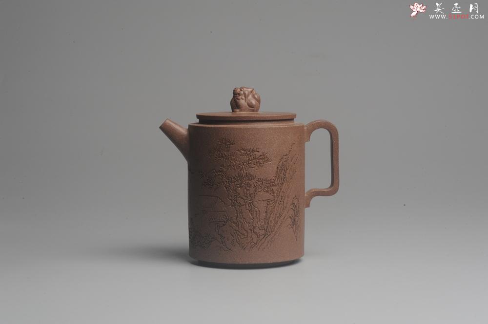 紫砂壶图片：美壶特惠 优质老段文人集狮壶 通景山水 灰常雅致 - 美壶网